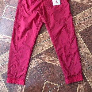 NEW without tag windbreaker pants size M red 🔥🔥